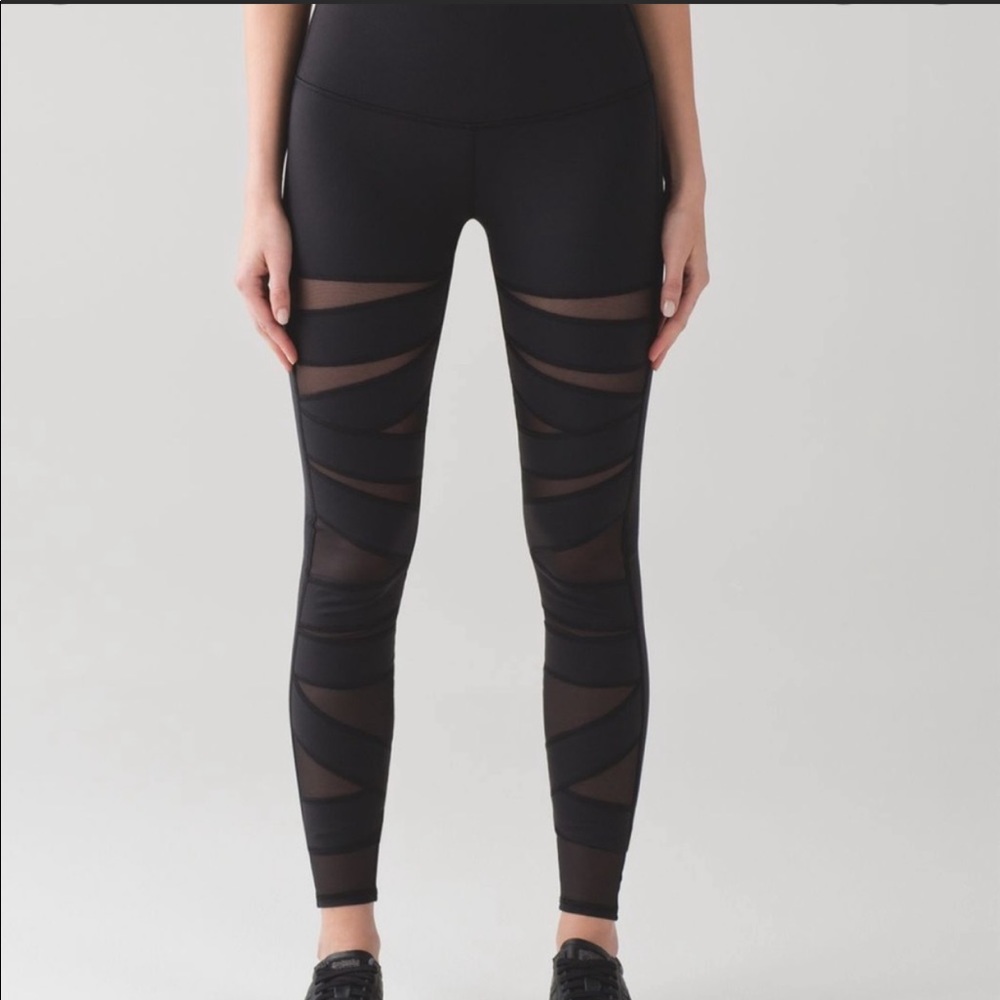Lulu lemon mesh tech leggings